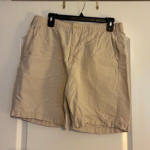 GAP Men's Khaki Flat Front Shorts